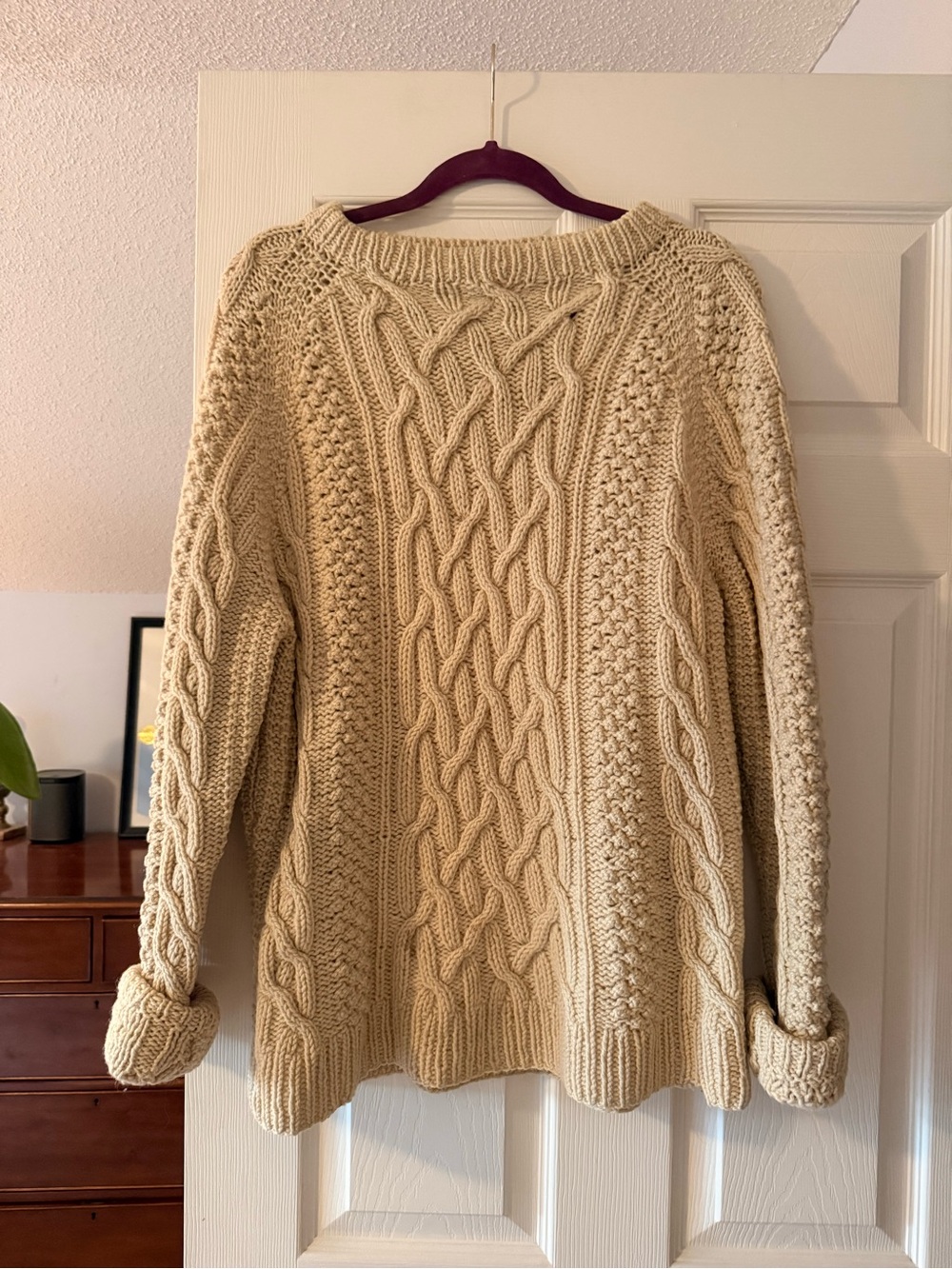 Vintage wool cream cable knit sweater